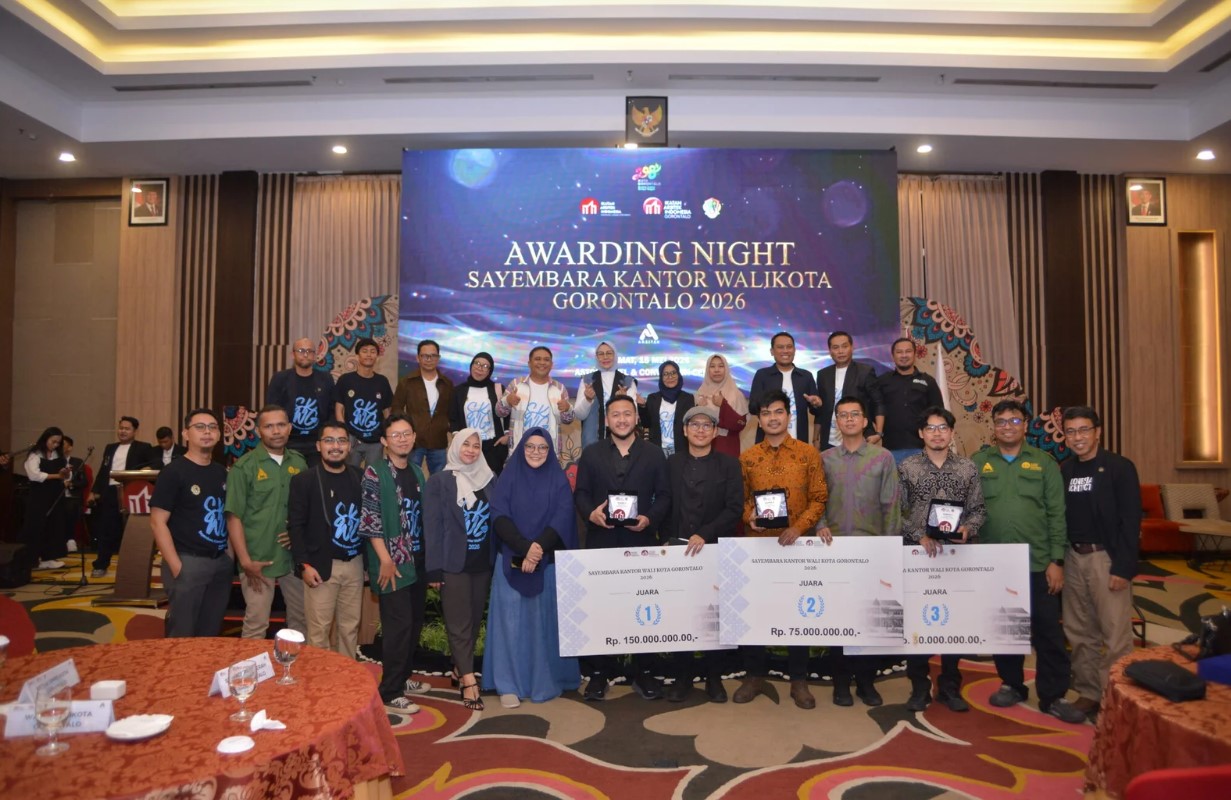 Poster awarding night.jpg